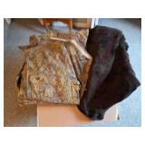 MOSSY OAK AND VINTAGE HUNTING CLOTHES