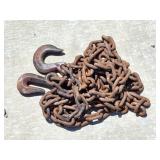 CHAIN- 2 HOOKS- HEAVY CHAIN