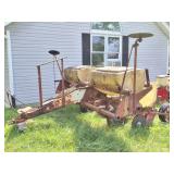 INTERNATIONAL 4 ROW CORN PLANTER