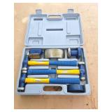 AUTO BODY TOOL KIT- IN PLASTIC CASE