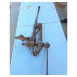 VINTAGE BENCH VISE