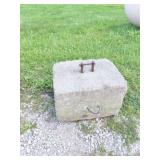 CONCRETE BLOCK - LARGE WITH LOOP