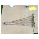 MARKS SCREW IN STAKES LOT