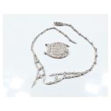 22.2g 18k wg broken necklace with several small