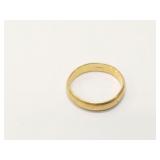 4.3g 14k yg plain band;