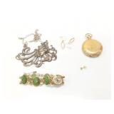 .9g 10k yg pr earrings; gold toned closed face