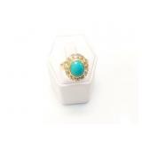 6.4g 14k yg ring with several clear chips