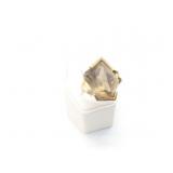 approx 6.8g 14k yg ring with large brown center