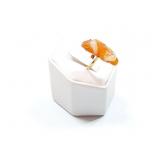 18k yg ring with pink/white stone 4.7g;