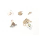 1.4g 14k wg pendant with 1 white bead; 5.9g .925