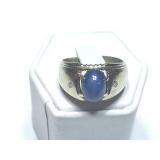 6.3g 14k wg ring with blue stone;