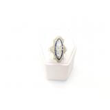 3.5g 18k wg ring with several small blue chips