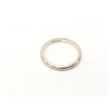 2.6g 18k wg band;