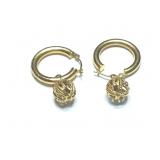 2.9g pr 18k yg hoop earrings;