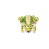 5.3g 9k yg enameled frog pin with diamond chips;