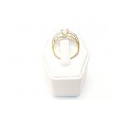 3g 18k yg ring with several clear stones and 1