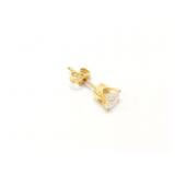 .6g 14k yg single earring with approx .50ct