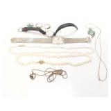 pearl necklace with 14k yg clasp .5g; silver