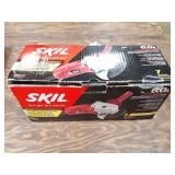 SKIL 4 1/2" ANGLE GRINDER- WITH BOX- LIGHT USE