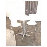 HIGH TOP ROUND TABKE WITH 2 MATCHING CHAIRS