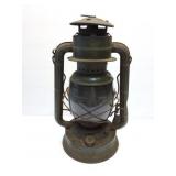 DIETZ- NO 2- D- LITE- VINTAGE LANTERN