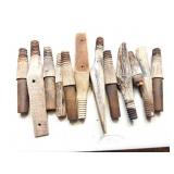 INSULATOR VINTAGE WOOD POSTS
