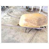 METAL WHEEL BARROW WITH PNEUMATIC WHEEL