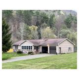 A Country Home in Pine Creek Valley
