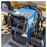 MILLER Millermatic 212 Auto-Set Portable Welder