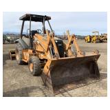 CASE 570MXT Skip Loader, MFWD