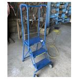 BALLYMORE 30" Portable Steel Step Ladder