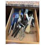 DRAWER CONTENTS