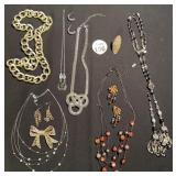 JEWELRY ASSORTMENT