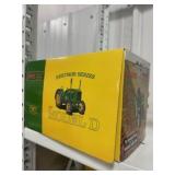 JOHN DEERE MODEL D DIECAST TRACTOR