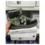 SZ 10.5 TRUE RELIGION CAMO SHOES