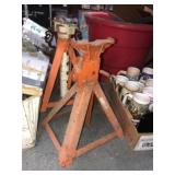 PAIR OF JACK STANDS