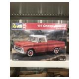 REVELL 64 CHEVY PICKUP MODEL