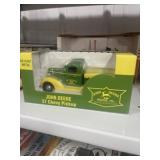 JOHN DEERE DIECAST PICKUP