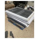 PALLET OF WINDOWS