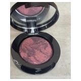 RTW BAKED EYESHADOW MAROON