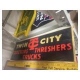 METAL TWIN CITY SIGN