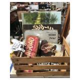 CRATE AND WALL DECOR