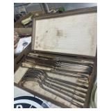KEEN KUTTER SILVERWARE SET