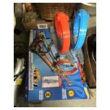HOT WHEELS TRACK