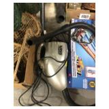 SHARK HAND VAC