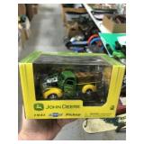 JOHN DEERE DIECAST PICKUP