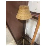 FLOOR LAMP