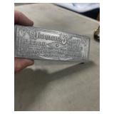 RAZOR HONE IN METAL BOX