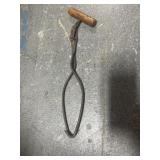 MAGNETIC ICE & BOTTLING TONGS