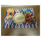 GROUP LOT (1) PLACE MAT  (1) ROSEWOOD PET STUFF